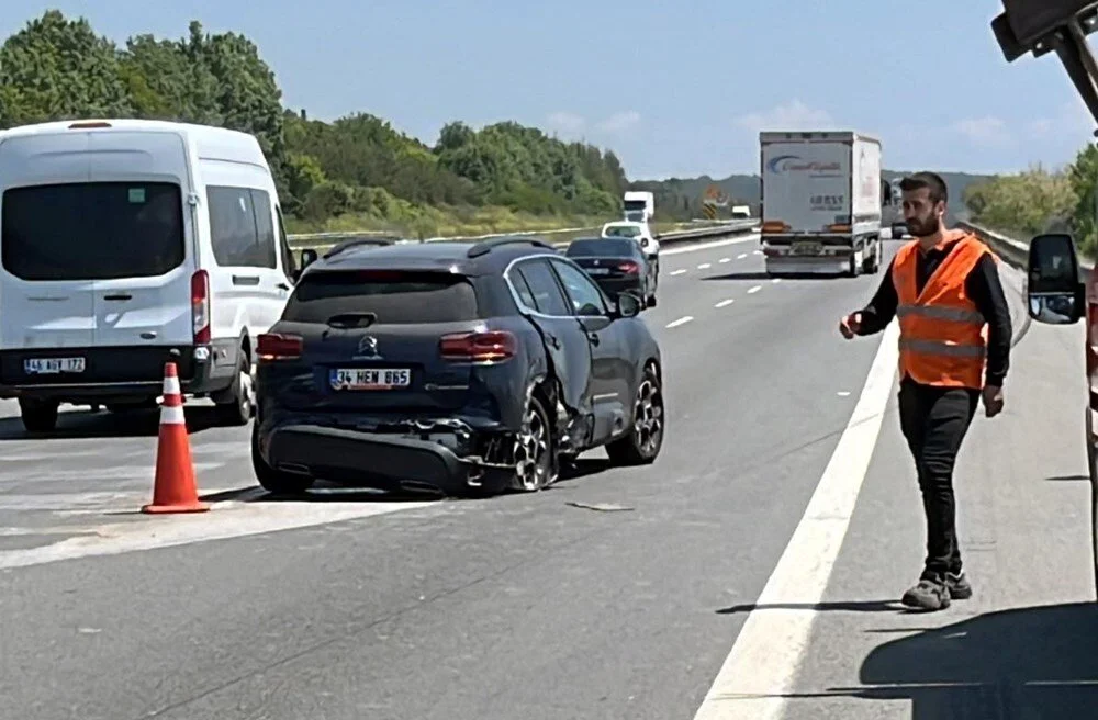 Milli Eğitim Bakanı Yusuf Tekin’in Aracı Bolu’da Trafik Kazası Geçirdi! (3)