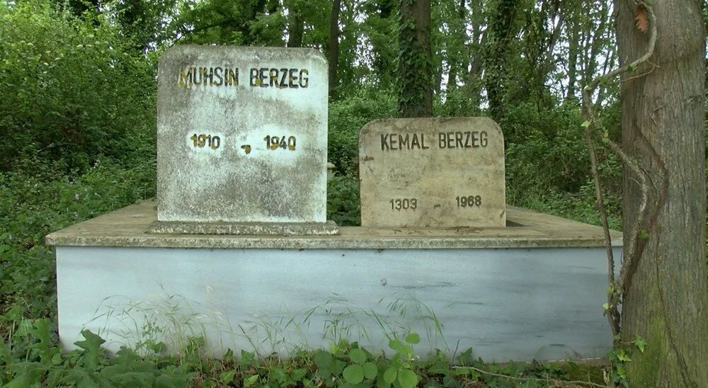Muhsin Berzeg Mezar