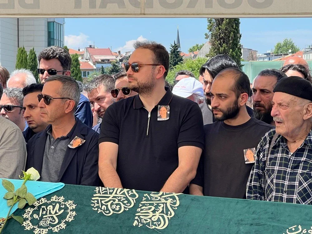 Oyuncu Gulsah Comoglu Son Yolculuguna Ugurlandi (1)-1