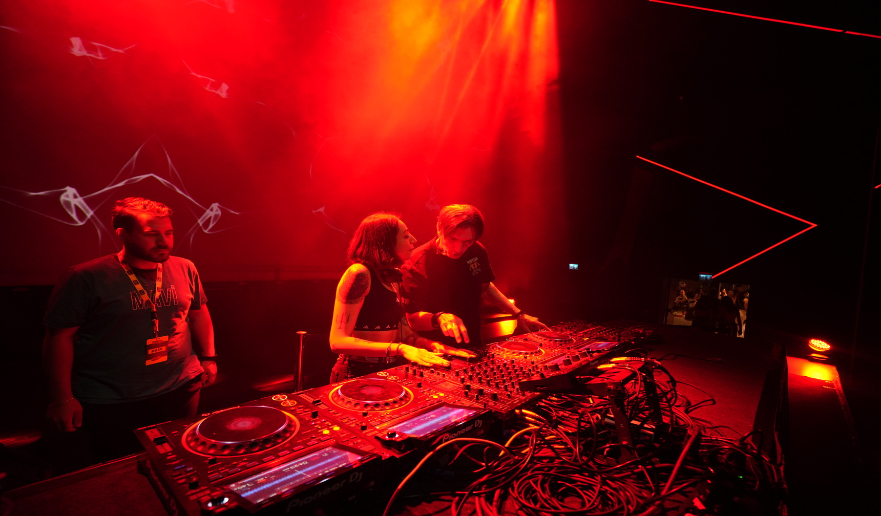 Gaia Project Back To City Ile Izmiri Salladi (2)