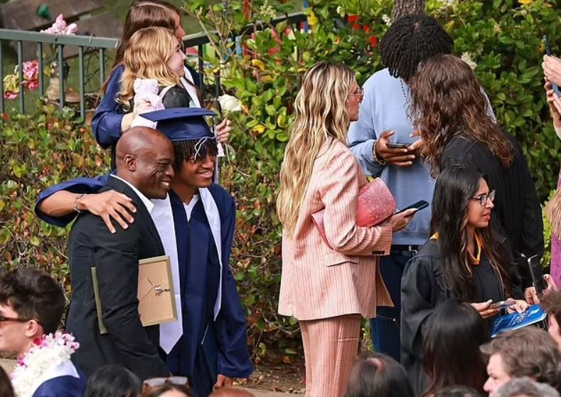Heidi Klum Ve Seal Yillar Sonra Ogullarinin Mezuniyetinde Bir Araya Geldi