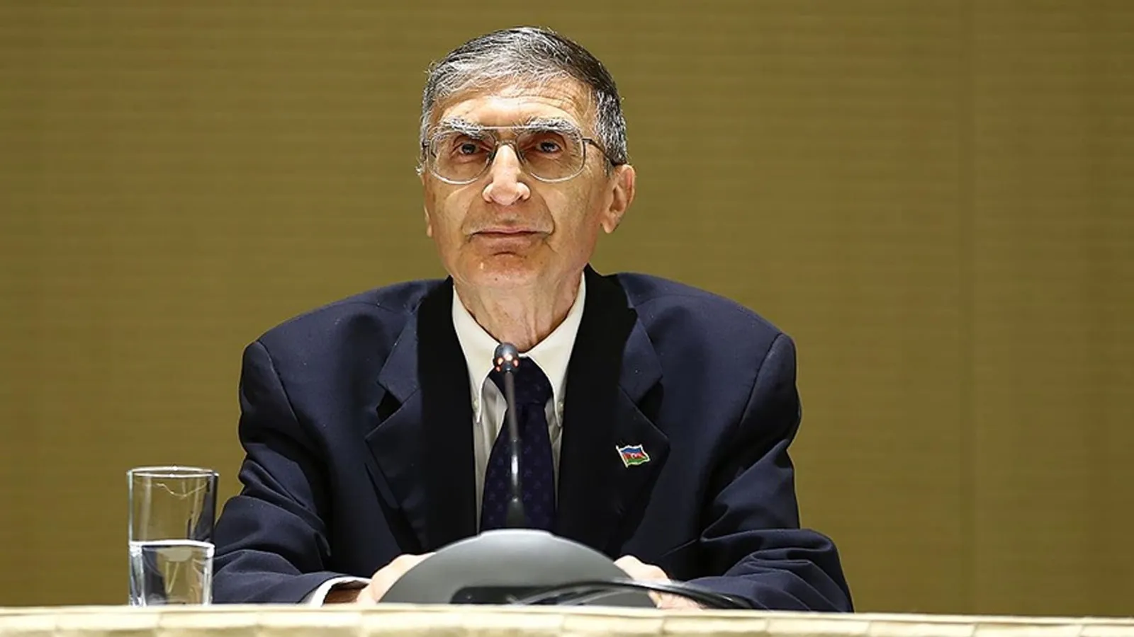 Nobel Odullu Sancar Azerbaycan Milli Ilimler Akademisinin Onursal Uyesi Oldu 2