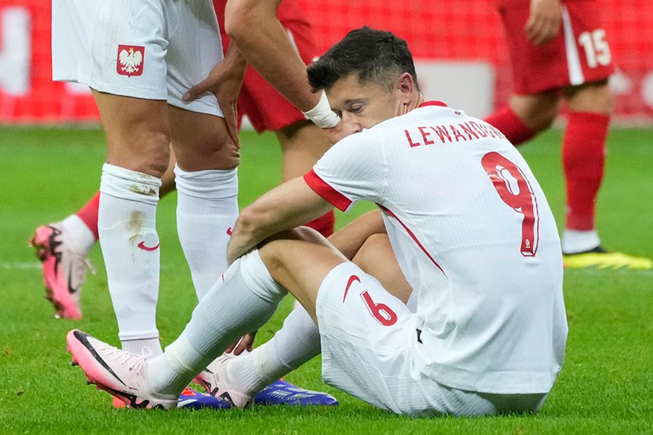Polonyada Lewandowskinin Sakatligi Hakkinda Gelisme