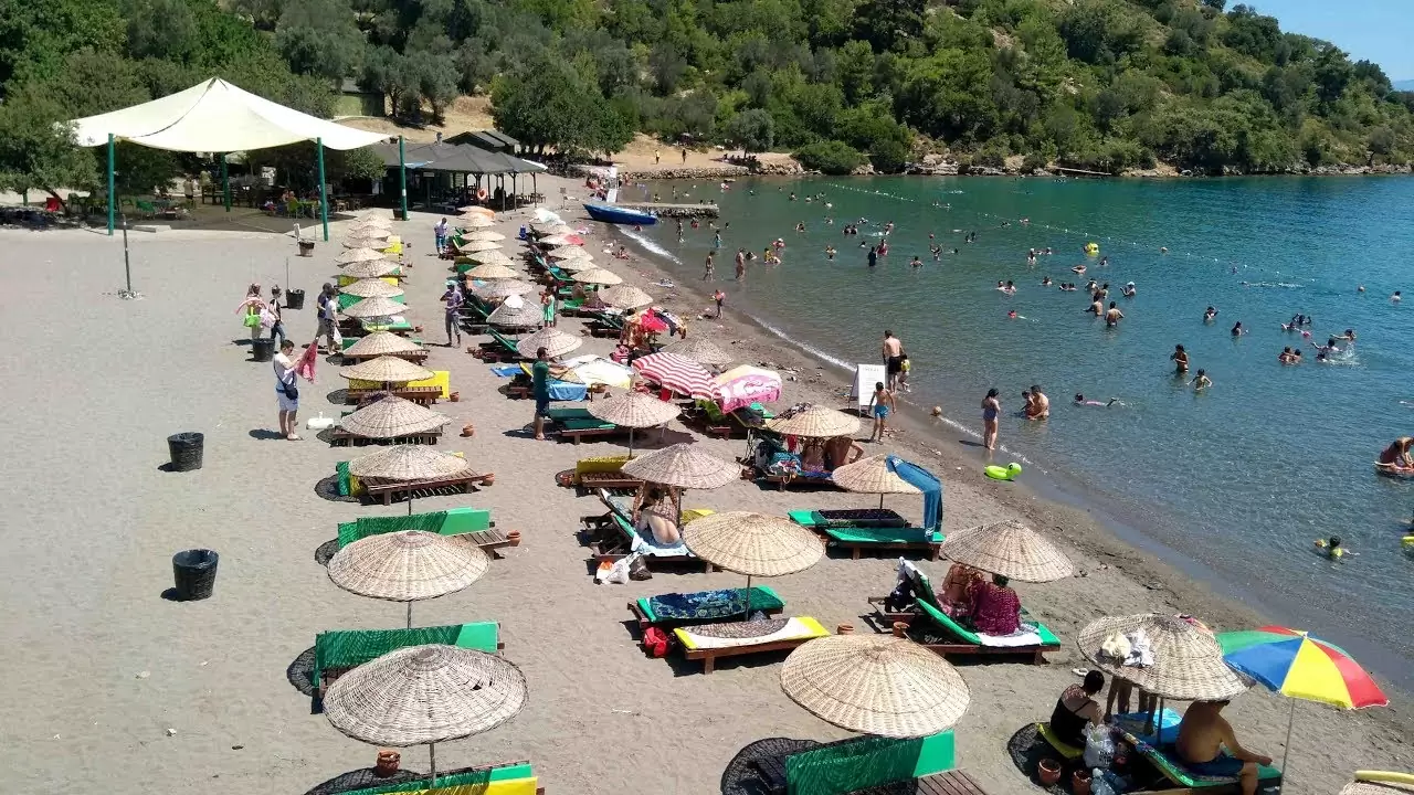 Sarsala Koyu Konaklama