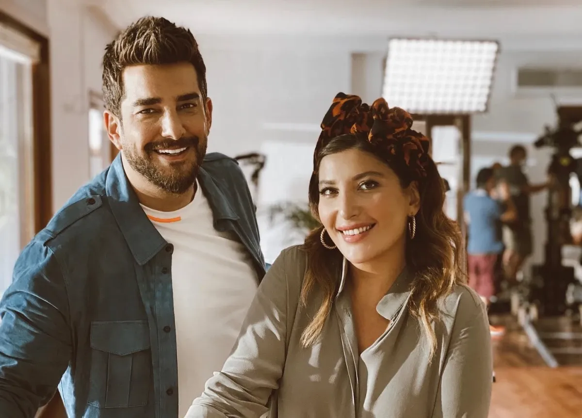 Sebnem Bozoklu Ve Enis Arikandan Yeni Yarisma (2)