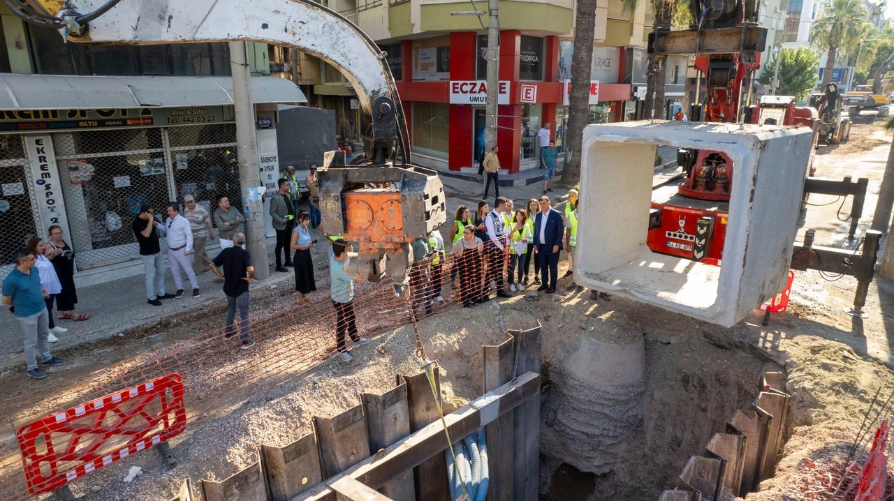 Baskan Tugay Bucada Surdurulen Calismalari Yerinde Inceledi 1