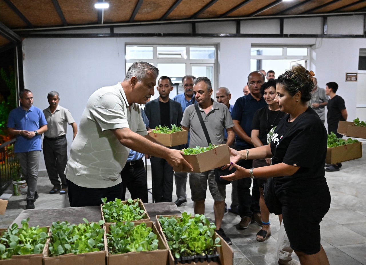 Bornova Belediyesinde Kis Sebzeleri Yetistirme Teknikleri Basladi 1