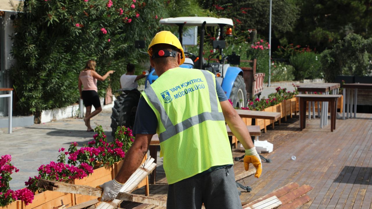 Bodrumda Iskele Krizi Mahkeme Karariyla Kacak Yapilar Tarihe Karisiyor (1)