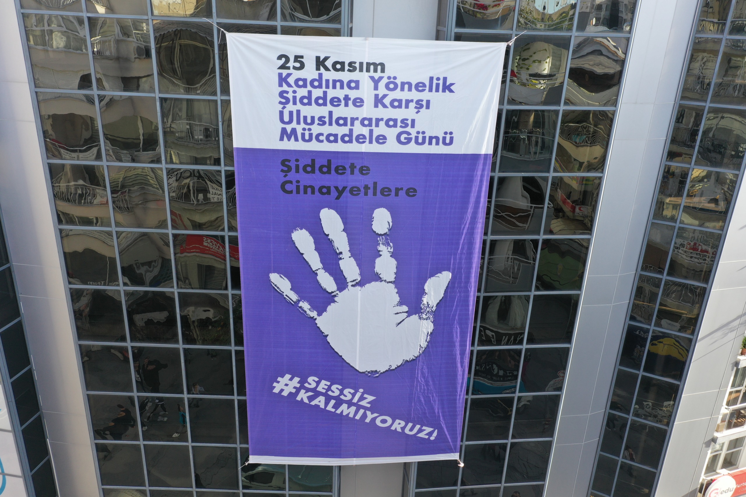 Konaktan Kadina Siddete Karsi Guclu Mesaj Sessiz Kalmiyoruz (1)