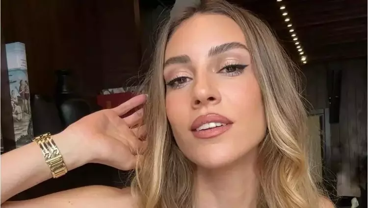 Sinem Kobal Ekranlara Geri Donuyor Her Seyin Basi Merkur Filmiyle Geri Sayim Basladi-1