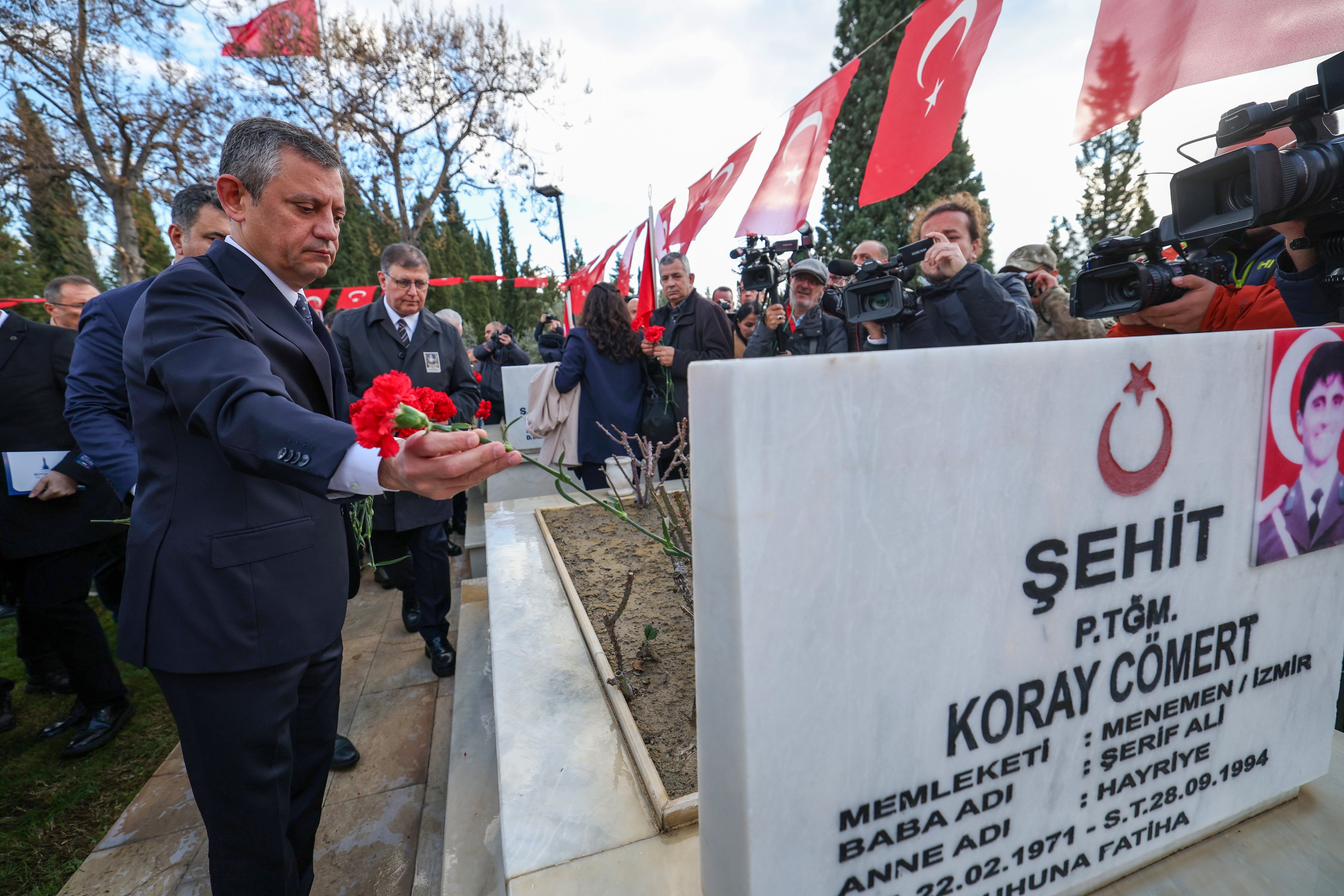 Chp Lideri Ozel Sehit Kubilayi Andi (2)