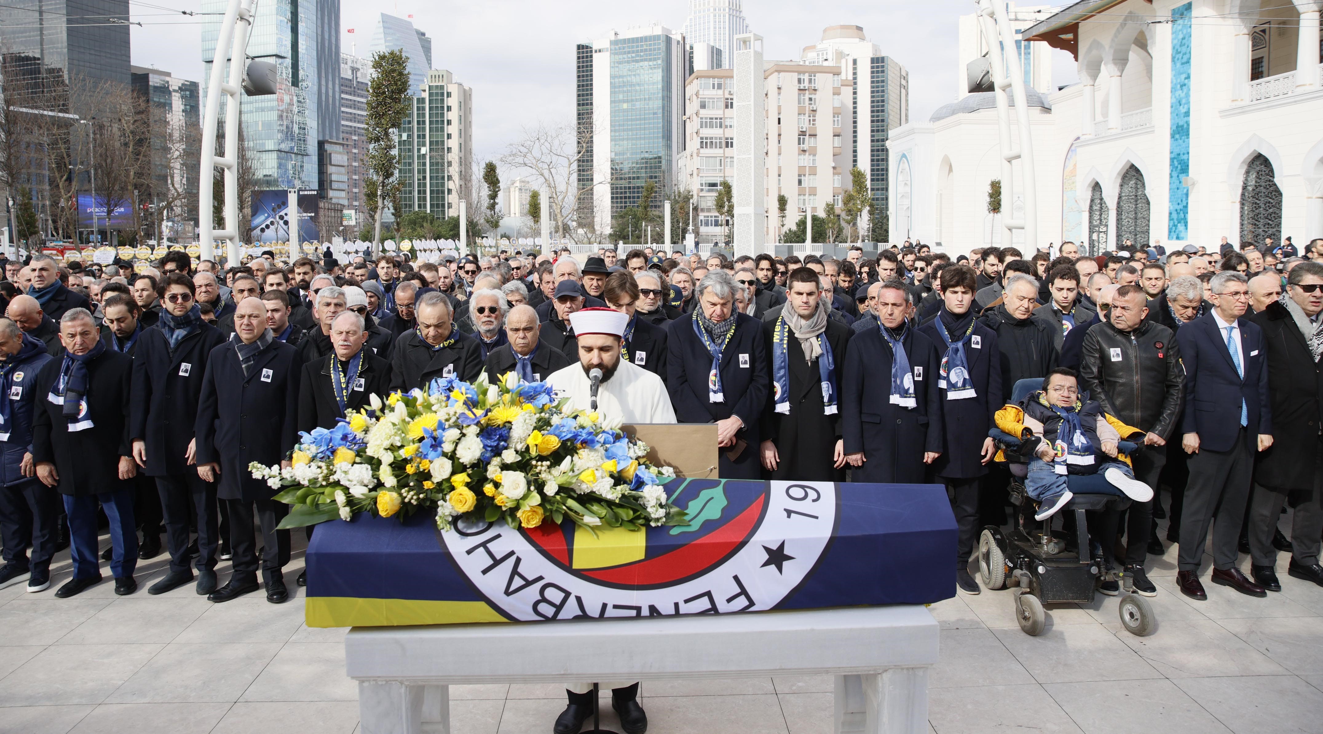 Fenerbahce Yonetim Kurulu Uyesi Mehmet Salih Dereliye Veda (1)