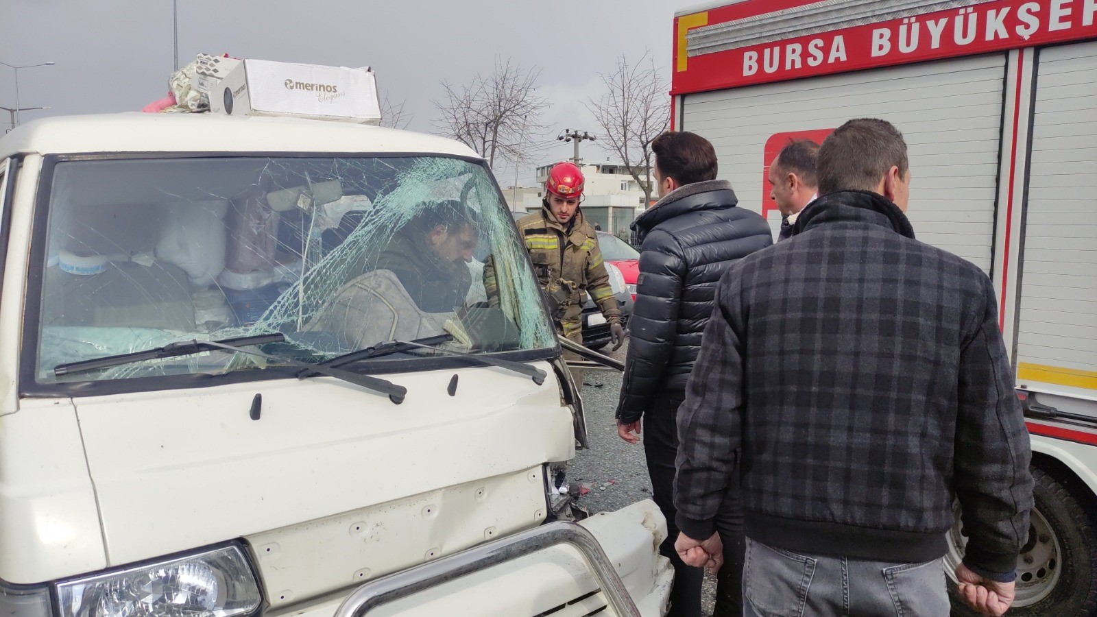 Korkunc Kaza Minibuste Can Pazar Yasandi (2)