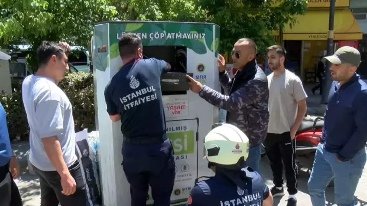11 Yasindaki Cocuk Giysi Kumbarasinda Mahsur Kaldi (1)