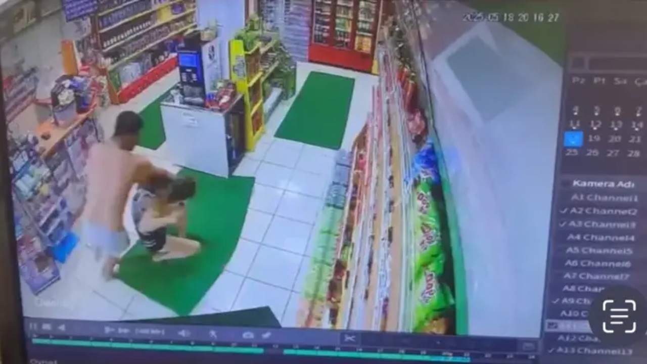 Akaryakit Istasyonunda Kadina Siddet Kamerada (2)
