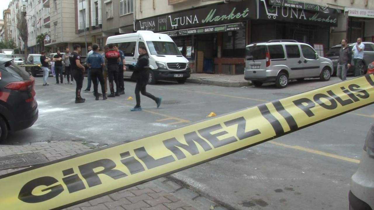 Akli Dengesi Yerinde Olmayan Sahis Polise Saldirdi Ayagindan Vuruldu (1)