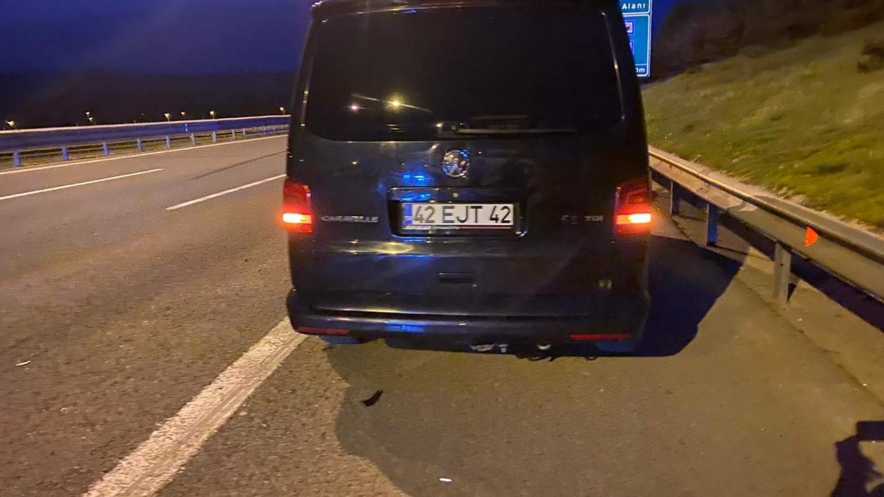 Arizali Aractan Inen 2 Kisiye Tir Carpti