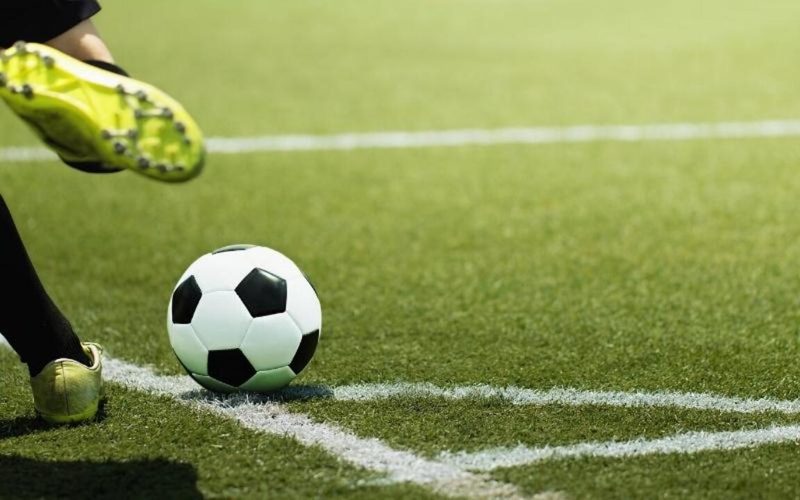 Aut Atisindan Veya Kalecinin Degajindan Dogrudan Gol Olur Mu (4)
