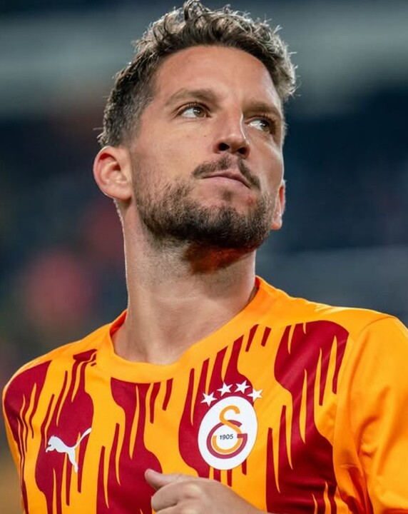Fenerbahce Ile Anlasan Dries Mertens Kimdir Kac Yasinda Ve Aslen Nereli Dries Mertens Han (3)
