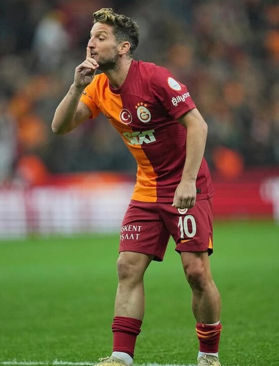 Fenerbahce Ile Anlasan Dries Mertens Kimdir Kac Yasinda Ve Aslen Nereli Dries Mertens Han (6)
