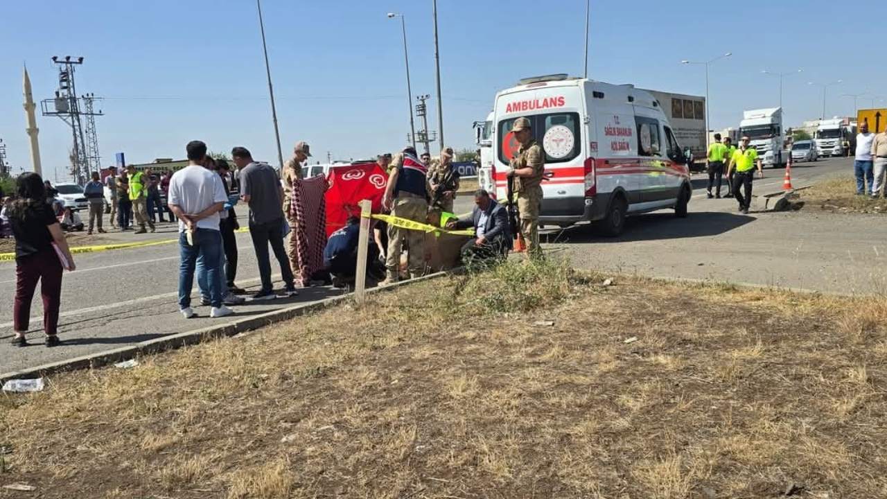 Kamyonetin Carptigi Ogrenci Hayatini Kaybetti (1)