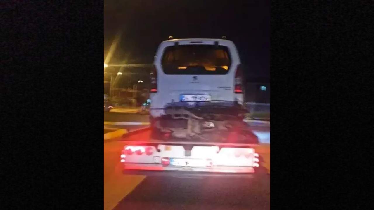 Motosikletli Kurye Kazada Hayatini Kaybetti Carpan Surucu Yaya Olarak Kacti