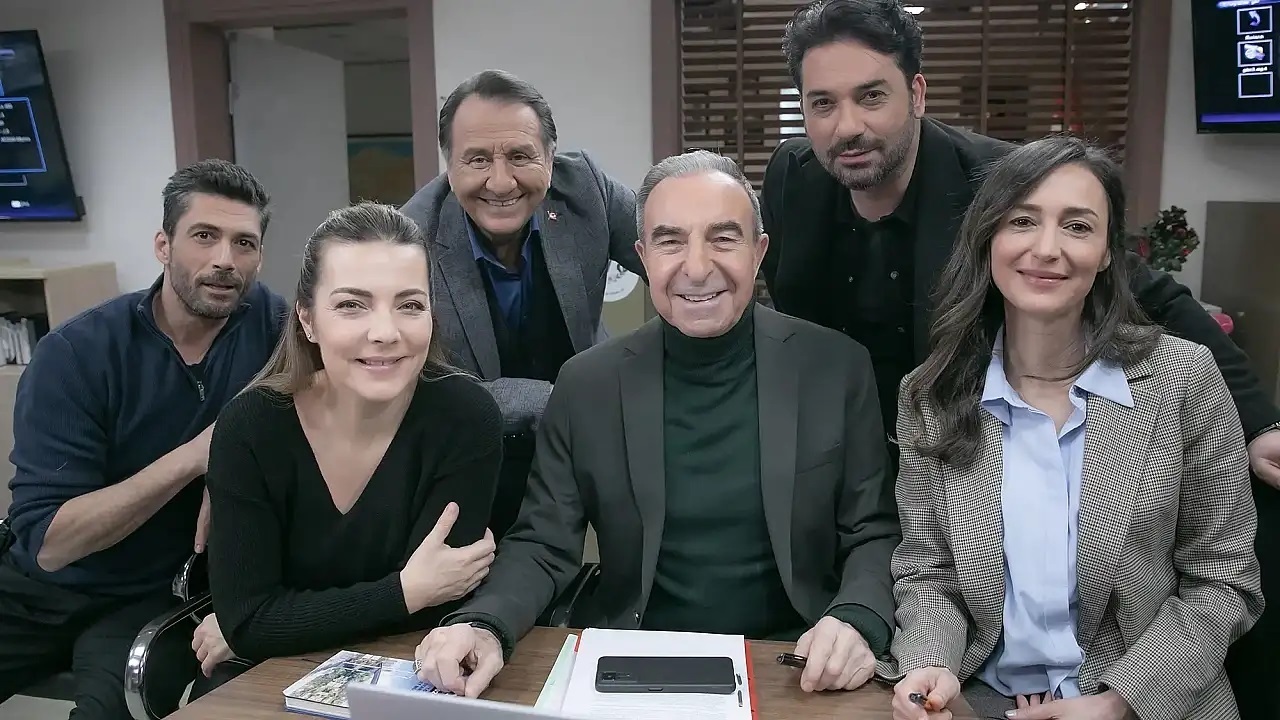 Ozlem Cinar Kimdir Kac Yasinda (5)