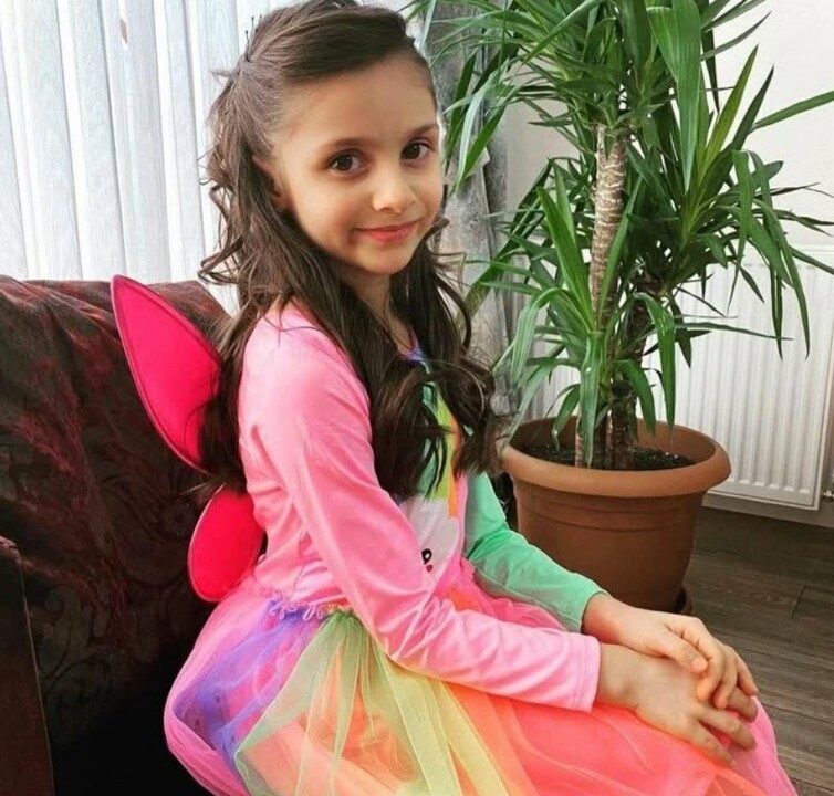 Prenses Lina Kac Yasinda Prenses Linanin Gercek Adi Ne Annesi Ve Babasi Kimdir (4)
