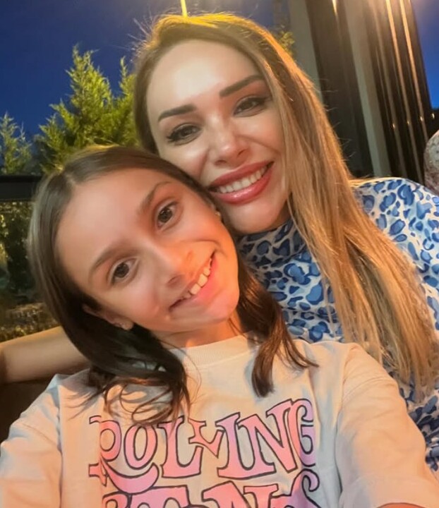 Prenses Lina Kac Yasinda Prenses Linanin Gercek Adi Ne Annesi Ve Babasi Kimdir (5)