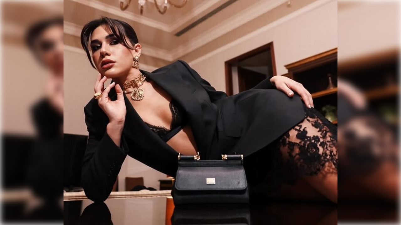 Sibil Cetinkaya Kimdir Babasi Ne Is Yapiyor (2)