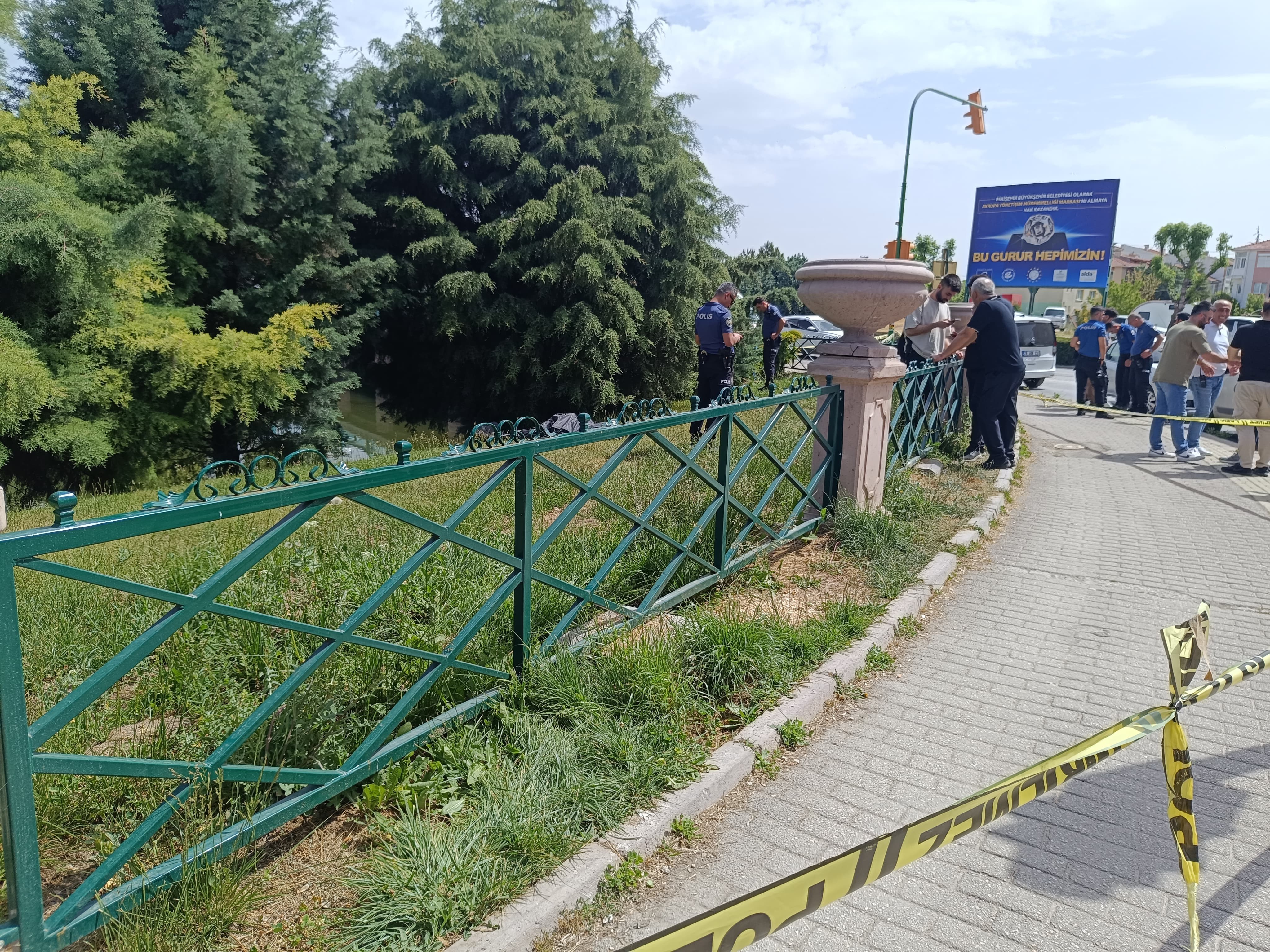 Supheli Olum Cayda Erkek Cesedi Bulundu (1)