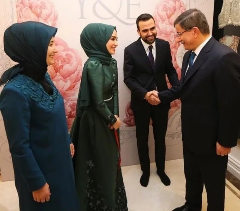 Yusra Unlu Palazoglu Kimdir Cubbelin Kizi Yusra Unlu Palazoglu Nereli Ne Is Yapiyor (4)