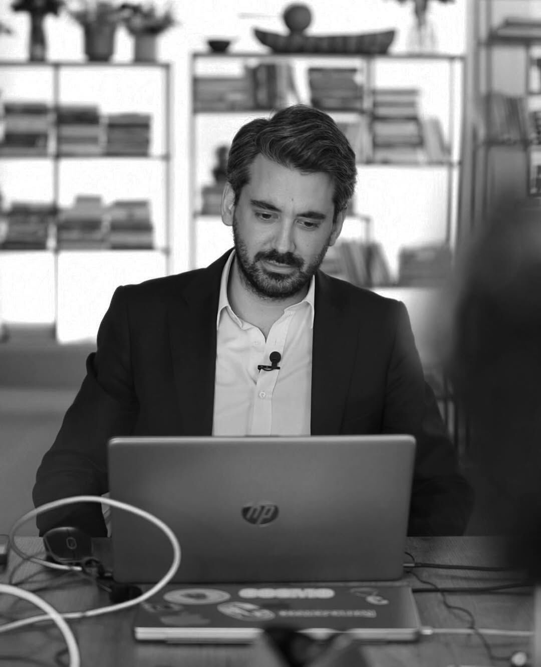Deniz Uras Kimdir Kac Yasinda Ve Kimin Oglu (1)