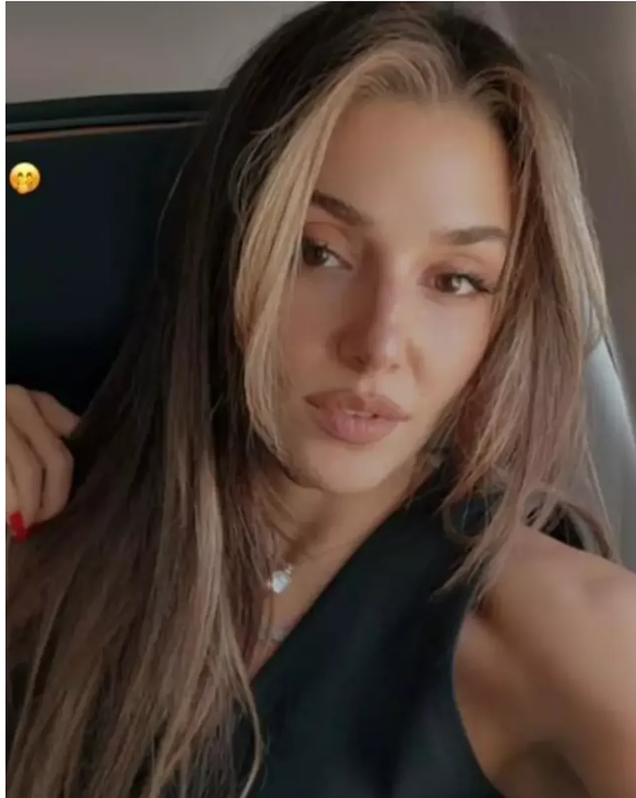 Hande Ercelden Dikkat Ceken Imaj Degisimi