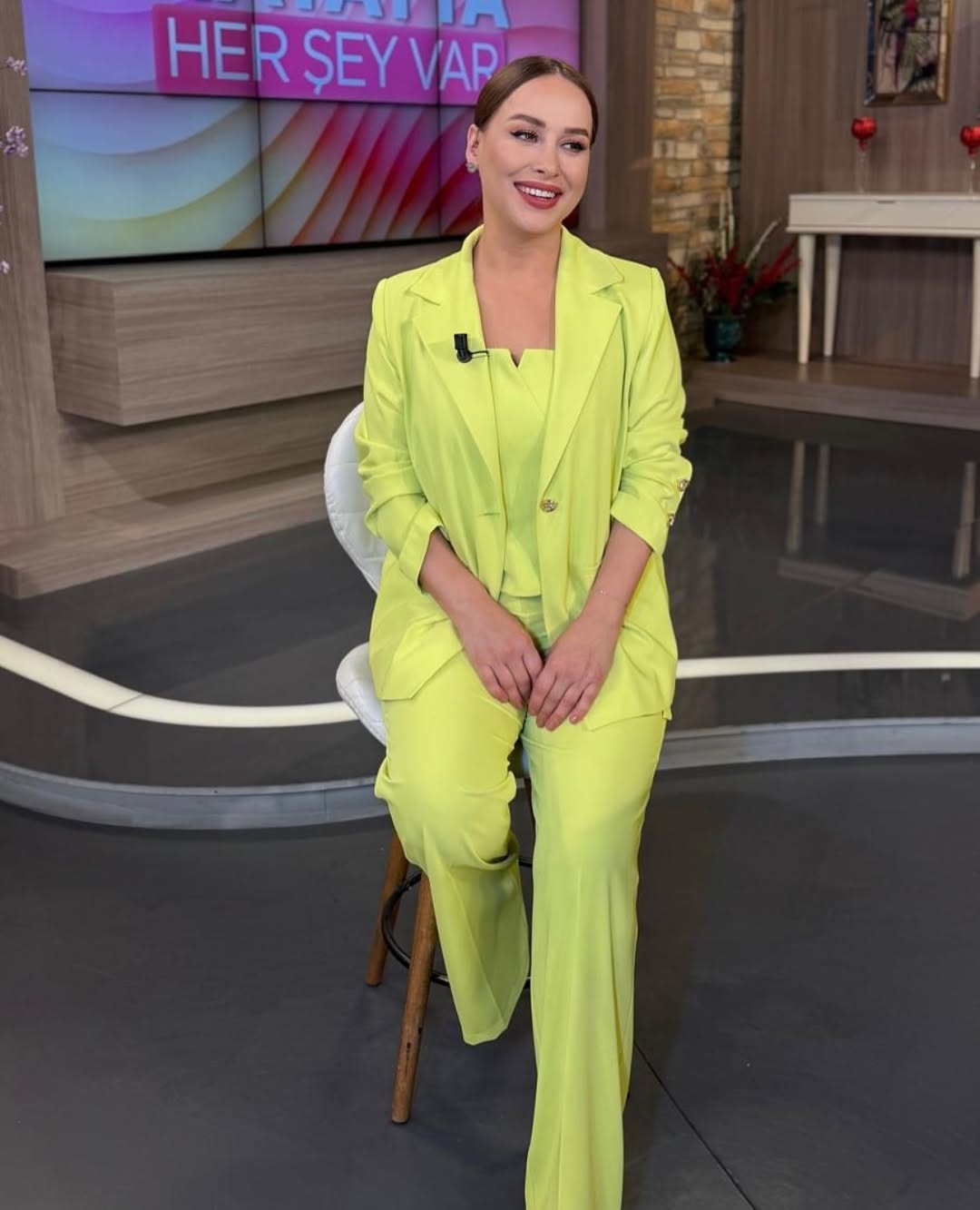 Nur Viral Kimdir Kac Yasinda Nur Viral Evli Mi (4)