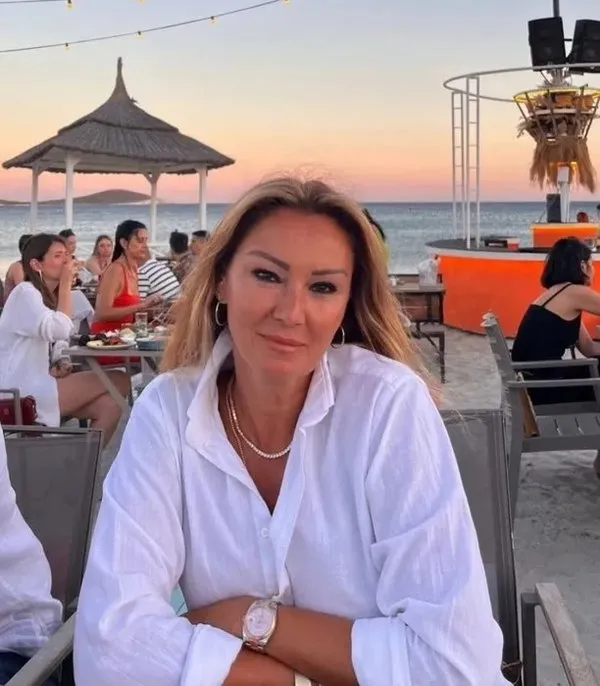 Pinar Altugun Ailesi Kim Pinar Altug Nereli (1)