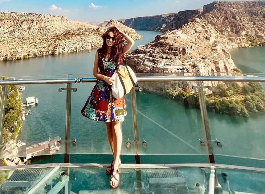 Sezin Bozaci Kimdir Kac Yasinda Nereli Ve Hangi Yapimlarda Rol Aldi (5)