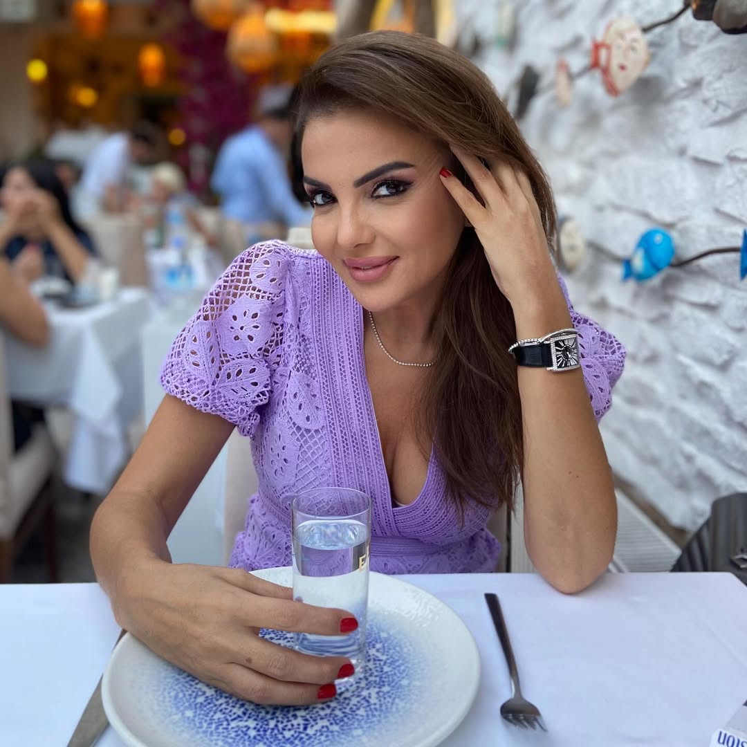 Sinem Fistikoglu Kimdir Nereli Kardesi Kim Sinem Fistikoglu Evli Mi (3)