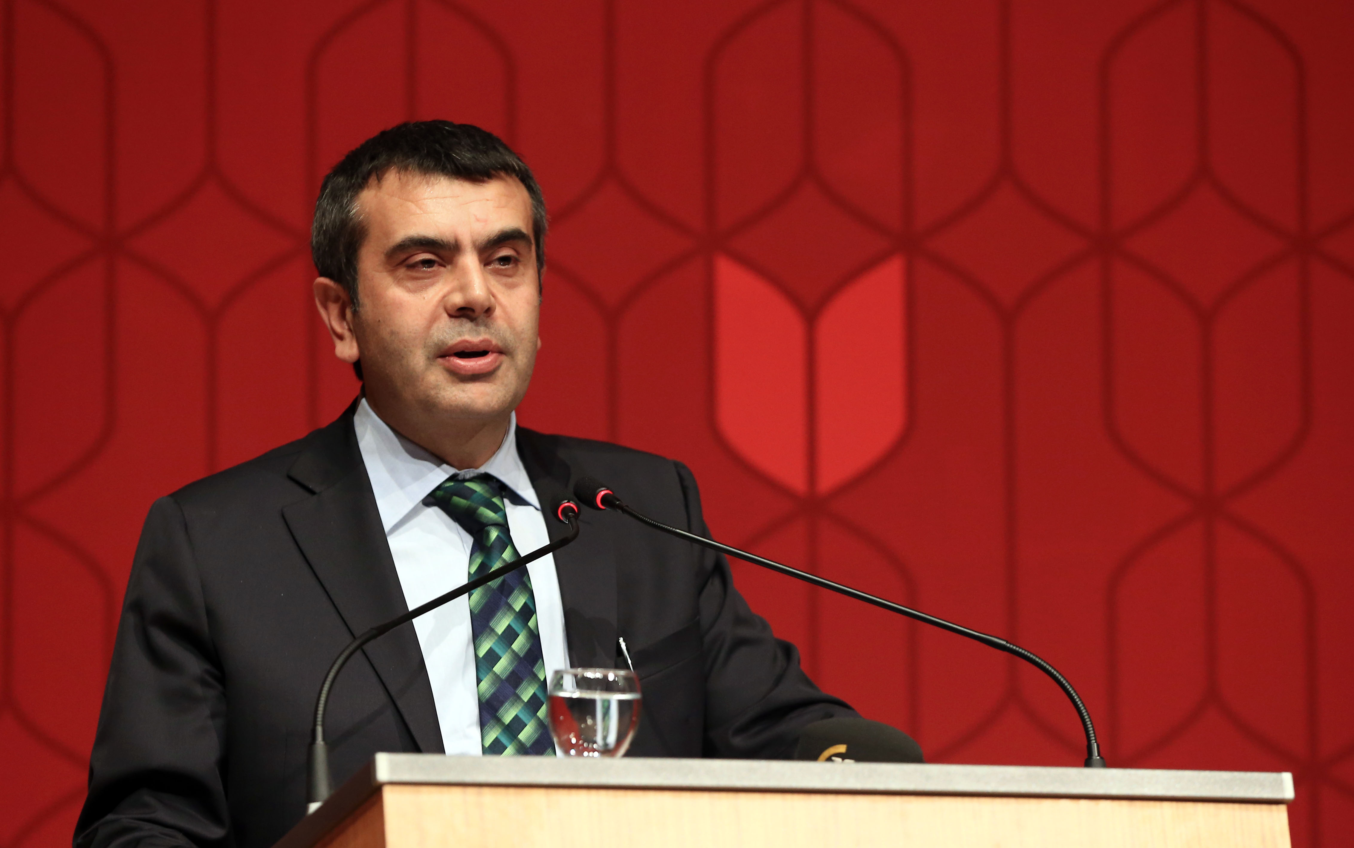 Yusuf Tekinin Kac Cocugu Var Yusuf Tekinin Cocuklari Kaca Gidiyor Yusuf Tekinin Esi Ne Is-1