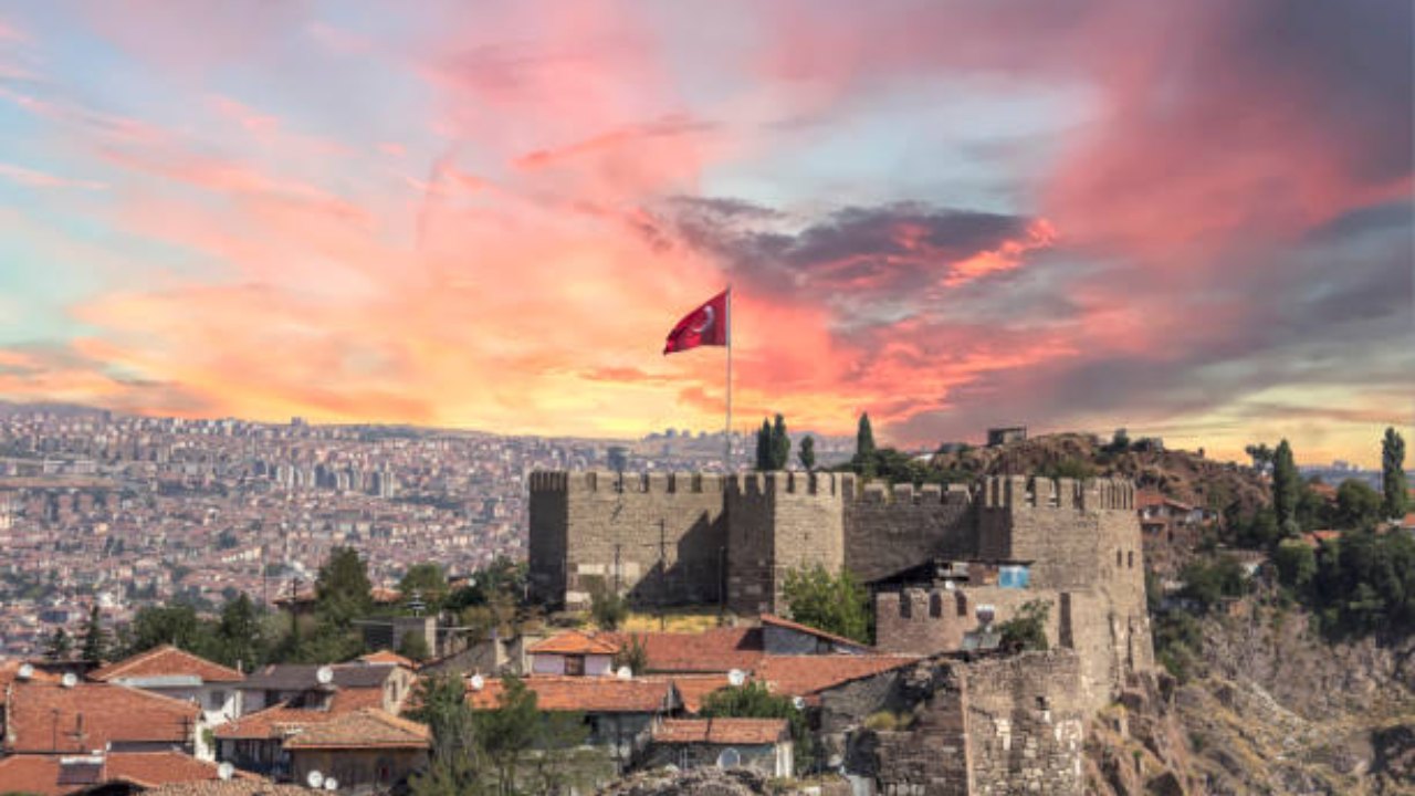 Ankaradan Izmire Nasıl Gidilir