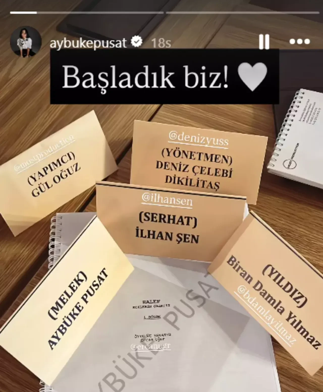 Aybuke Pusat Halef Dizi Setinden Fotograf Paylasti Basladik Biz