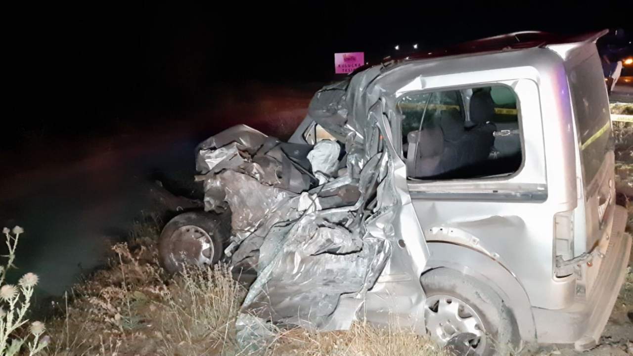 Geyige Carpan Aracta 1 Kisi Hayatini Kaybetti (1)