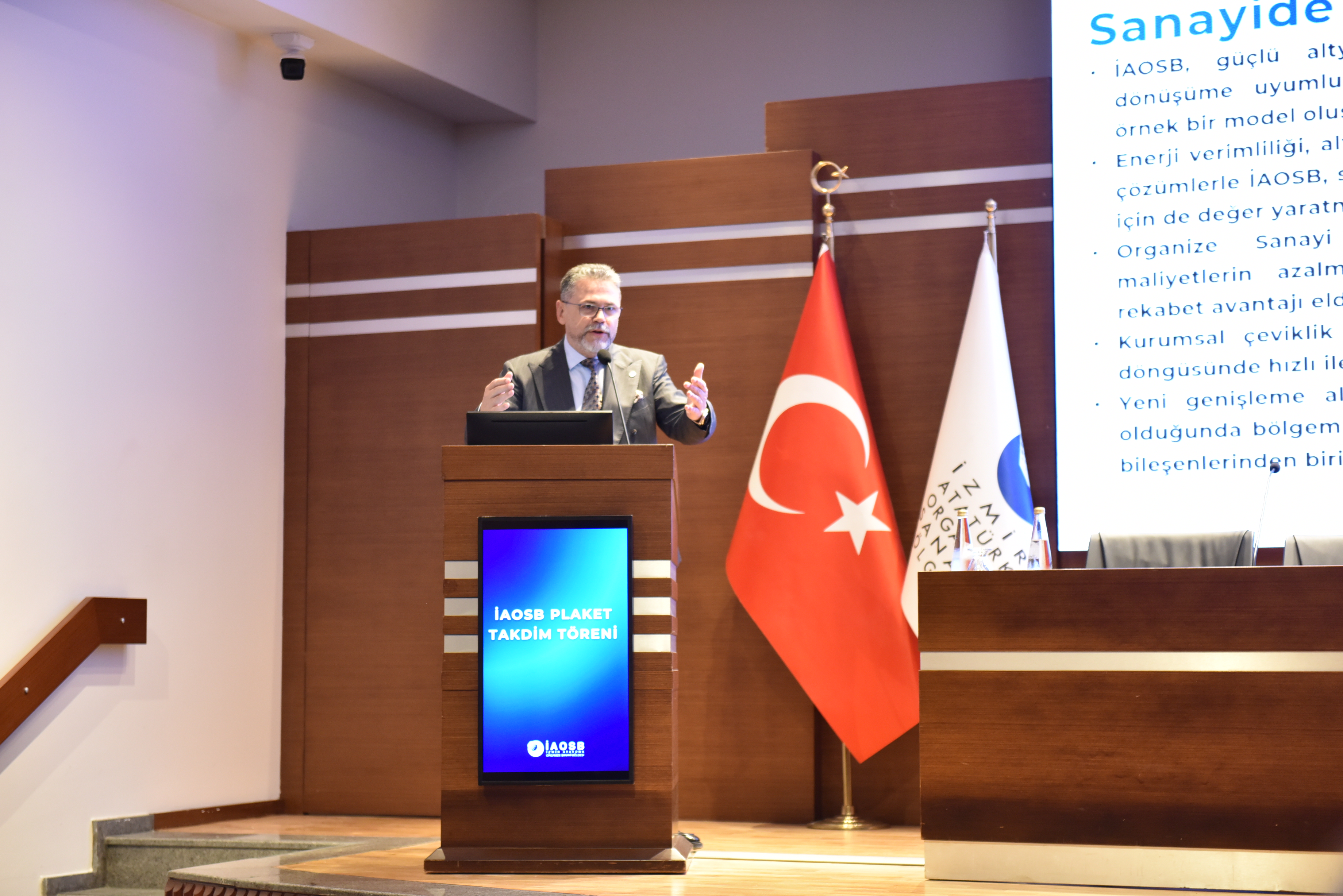 İaosb Yüksek İstişare Kurulu Başkanı Mustafa Karabağlı