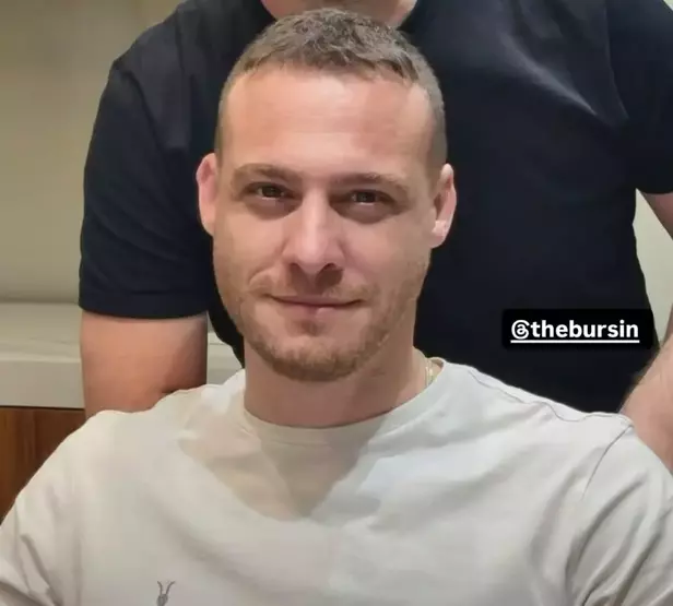 Kerem Bursinin Yeni Dizisi Icin Imaj Degistirdi