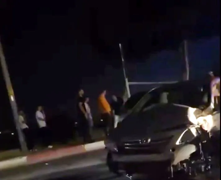 Kontrolden Cikan Otomobil Baba Ve Ogluna Carpti 2 Olu (2)