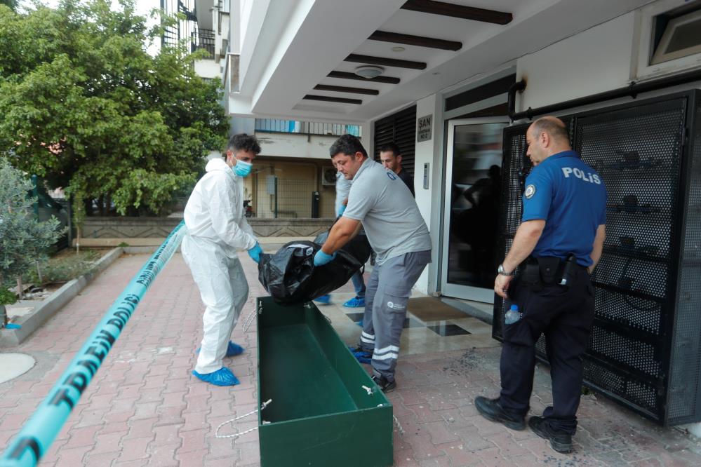 Banyoda Bogazi Kesilerek Oldurulmustu 3 Supheli Adliyede (3)