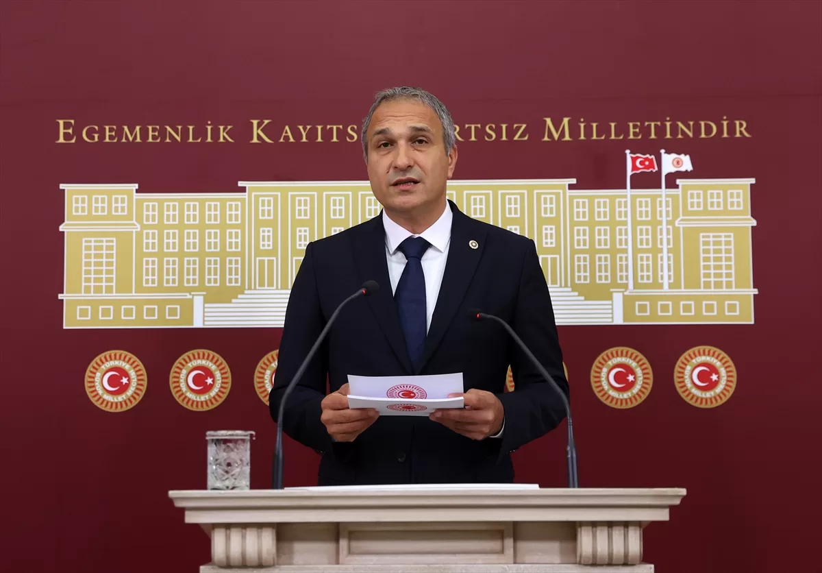 Chpli Ozcagdas Dar Gelirliler Buyuk Bir Kira Barinma Sorunuyla Karsi Karsiya Dcc36A0 Jpg