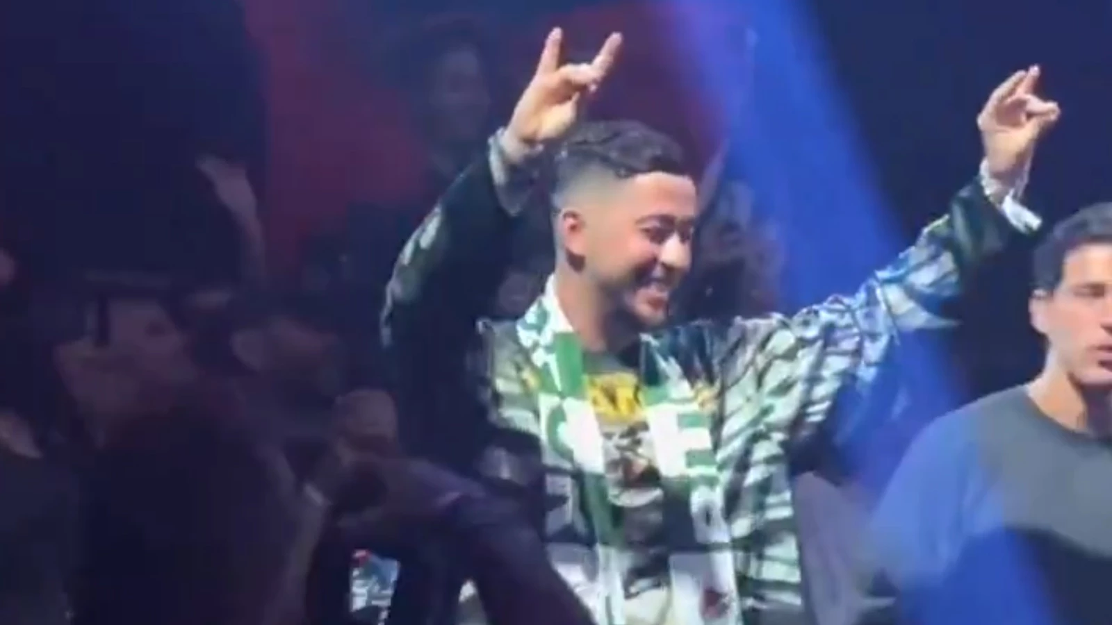 Dj Mahmut Orhanin Isvicredeki Konseri Neden Iptal Edildi (1)