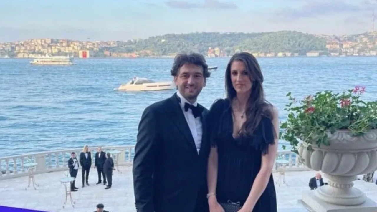 Is Insani Halit Yukayin Esi Rania Stypa Kimdir