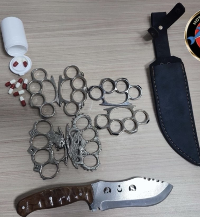 Izmirde Asayis Operasyonu 58 Firari Sahis Yakalandi